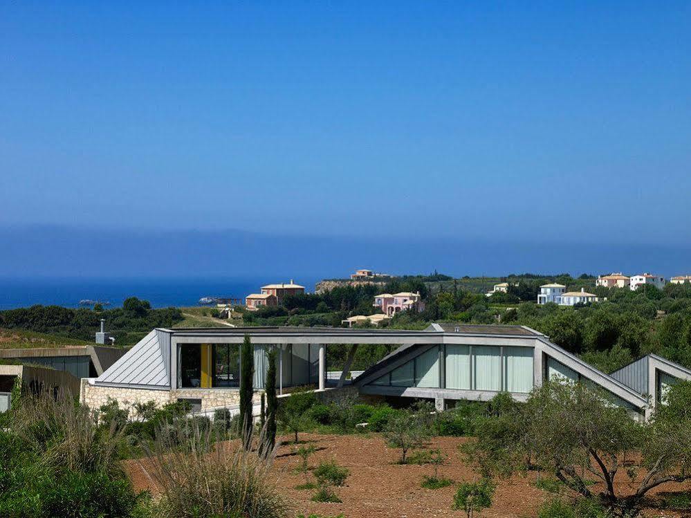 Leivatho Hotel Svoronata Exterior photo